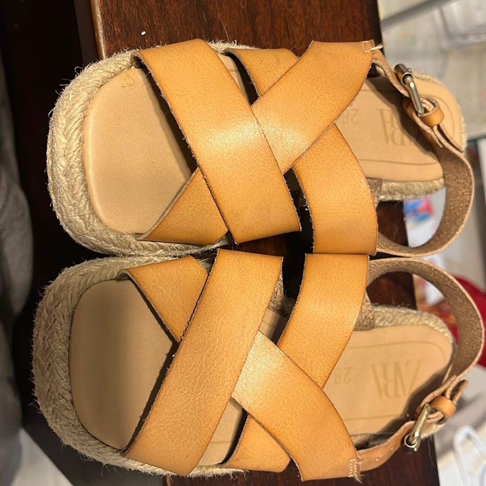 ZARA Girls Brown Criss Cross Sandals